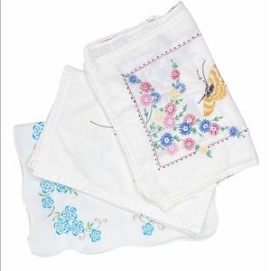 VTG Embroidered Table Runners Floral Butterflies